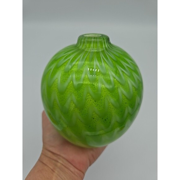 Hand Blown Art Glass Oil Lamp Chartreuse Green Swirl No Wick 4.5" Tall Heavy - Picture 7 of 10